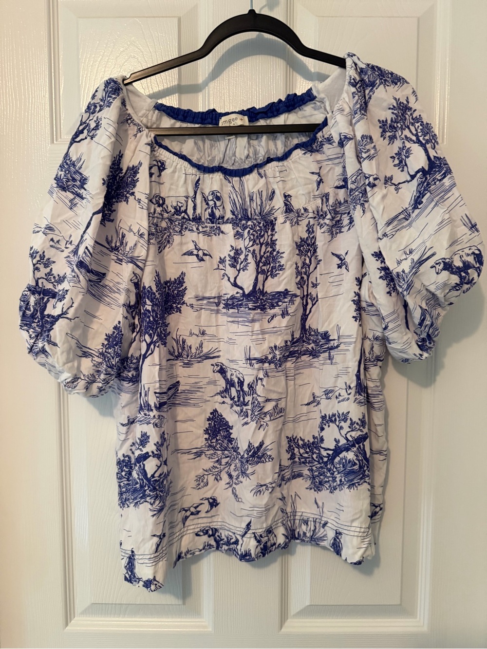 Umgee Blue and White Toile Puff Sleeve Peasant Top